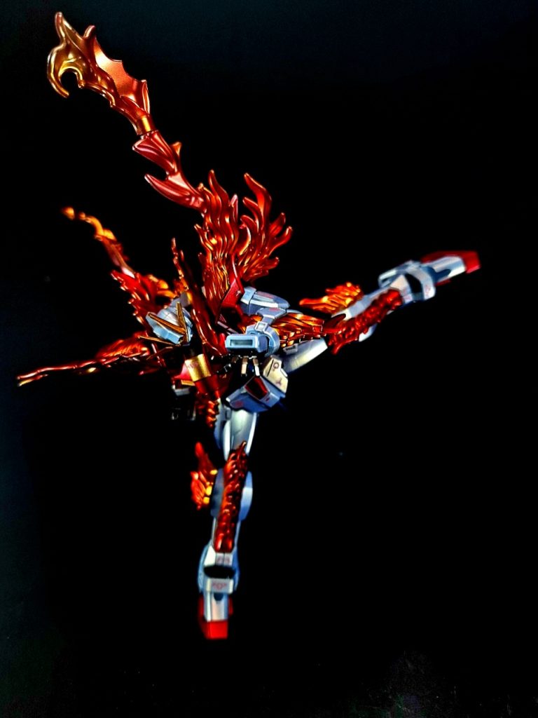 次元覇王流旋風竜巻蹴り機体を高速で回転させ、その際の遠心力を利用して蹴りを繰り出す技。回転時に発生する竜巻状の激しい気流を利用して敵機から発射されたミサイル等を撃墜できる。またフェイントとしても効果があり、別の技を使う前に気流を発生させる事で相手が旋風竜巻蹴りを使ってくると思い込んだ隙をつける。次元覇王流流星螺旋拳拳を回転させると同時に粒子を纏わせて繰り出すパンチ。