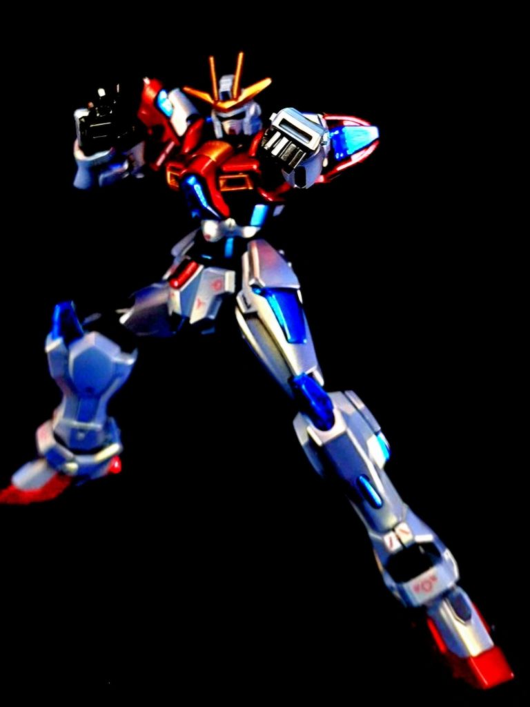 武装・必殺攻撃 格闘徒手空拳による格闘戦を行う。セカイの次元覇王流拳法により非常に高い攻撃力を発揮。