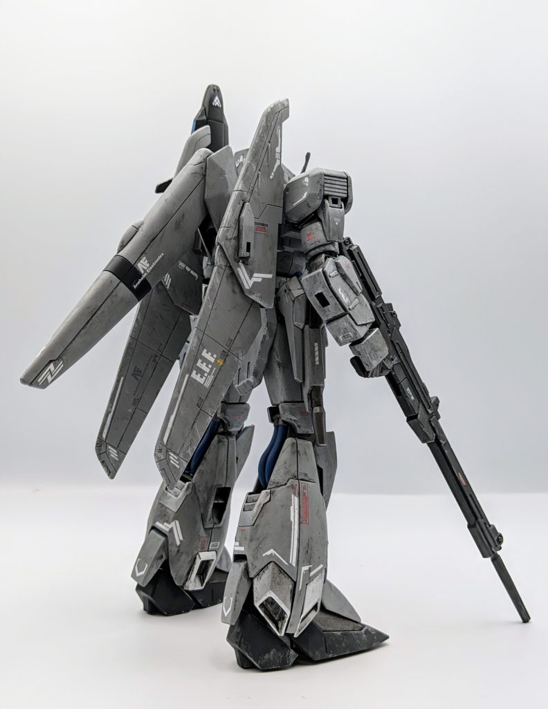 ゼータよりスッキリしたデザイン。