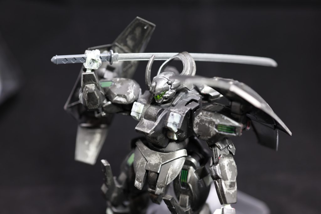 黒い剣士っぽいダリルバルデ–5枚目/制作者：Blanc_mjrn