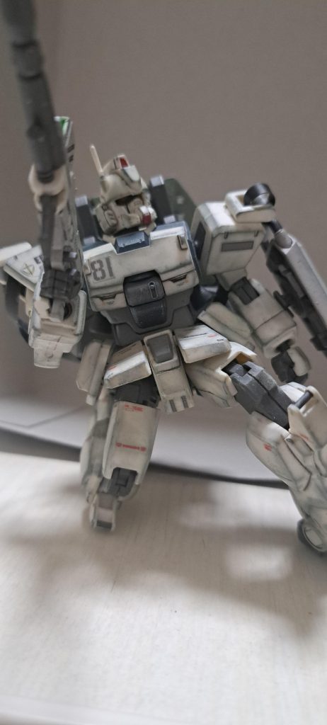 とりあえずエッジ部分と汚れが偏らないよう注意しながら作業。