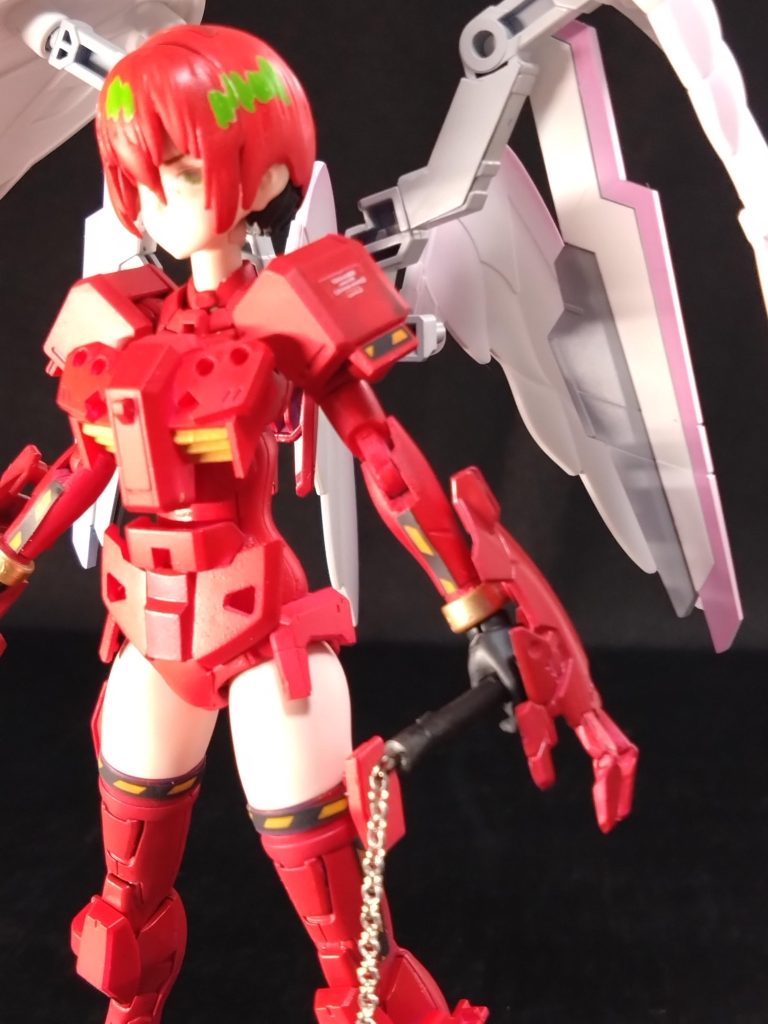 100均のチェーンの先に持ち手を着けてます。本当はヒートホークで考えでましたがストックあったはずなのですがジャンクヤードでみつからないのでやむなくこれで妥協しました。