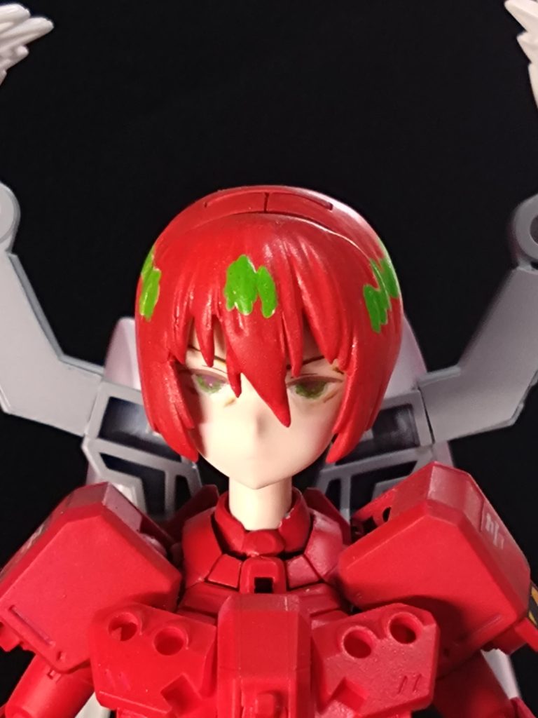 ジークアクスシリーズのガンプラ等持って無いためどうしようかと考え作品の中の制服姿やパイロットスーツも普通考えますが制作難易度で考え手持ちのジャンクパーツを使用してMS少女風となりました。ジト目フェイスも制作したので先に紹介。