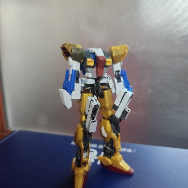百式をベースに ゴッドガンダムの上半身を利用しました（4枚目）