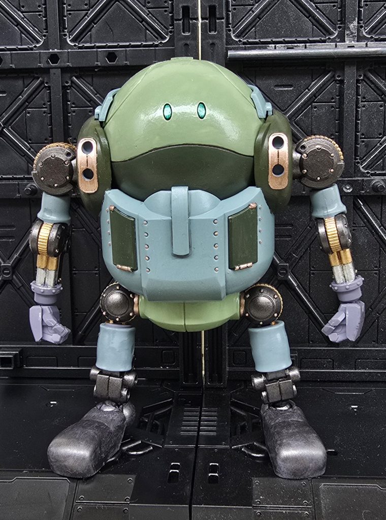 そして、先日ご紹介したモビルハロに「パ〇ルダーオン！」←それって、ガンダムじゃなくない？モビルハロをグリーン系にしてるので、よく合いますね。カッコイイな(gundam-kao3)