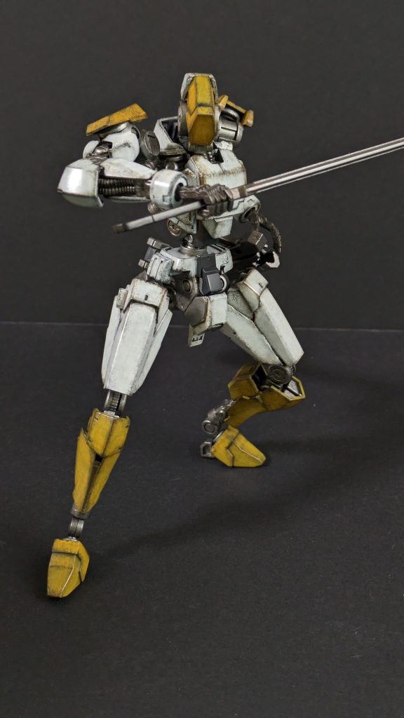 自律機兵近接特化型–6枚目/制作者：みしちき