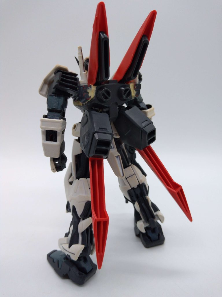 20年倉庫熟成より発掘されたばかりの状態…。箱には蜘蛛の脱皮痕やらよくわからない虫的な要素を持つ物が多々…w箱は即処分となりました…ひょえ〜