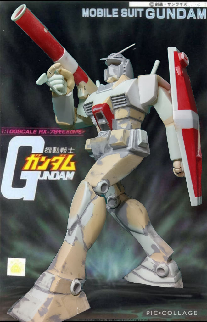 ありえない関節構造や過剰な遠近法を解明しながら、なんとか形にすることできました。