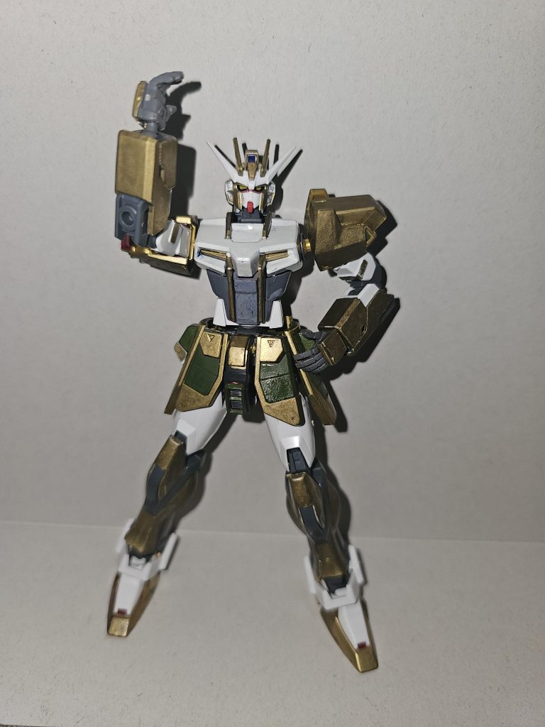 と、言う訳でイアソンガンダムでした。結構前に完成して、最近修復したのでせっかくだから投稿してみました。稚拙な作品でございましたが、ご閲覧ありがとうございました!