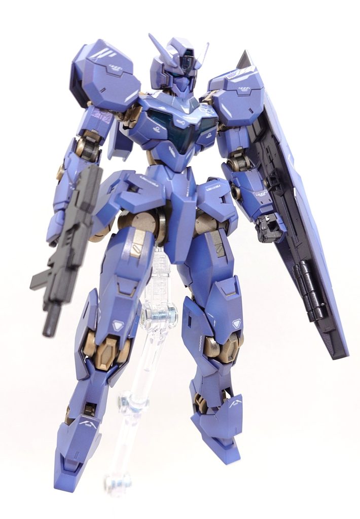 関節部は『ガイアカラー サーフェイサーエヴォ ゴールド』です。チタンゴールド風の色合いでアリかなと思います。