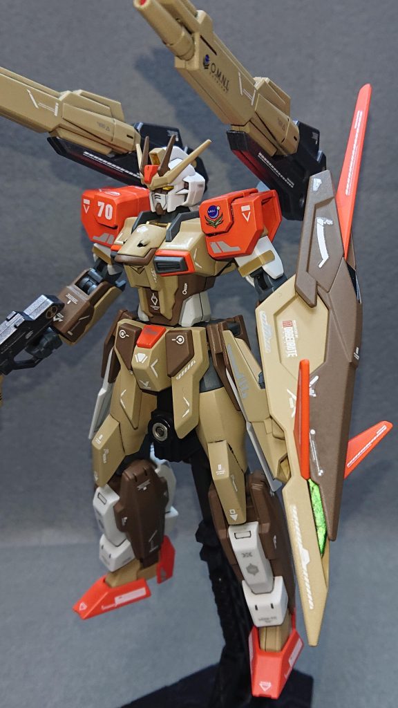 頭部    　　　：ストライク胴体   　　　 ：インパルス腰部    　　　：AEG-2+クアッドユニット(オリジナル)肩    　　　　：ダガーL腕部    　　　：ストライク脚部   　　　 ：AEG-2バックパック：フェニーチェリナーシタ武装   　　　 ：ビームライフル(パワードアームズパワーダー)     　　　　　　ビームライフル(ストライク)     　　　　　　ミサイルポッド(MSG)     　　　　　　シールド(フェニーチェリナーシタ)