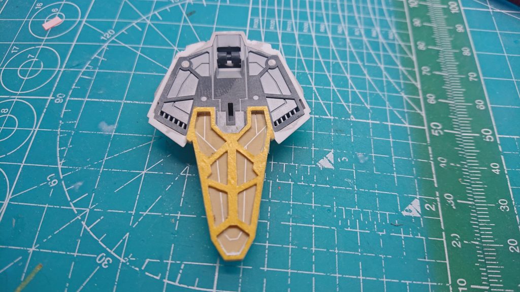 リアスカートの裏打ちディテールも自作しました