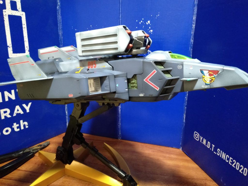 ＭＧ Ｇファイター爆撃型 スレッガー・ロウ機 リアルタイプカラー(MG Gアーマー改造)　–5枚目/制作者：猫親父