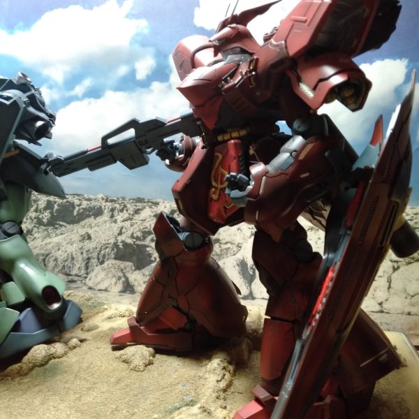 ＭＧ サザビーVer.Ka(通常の設定カラー仕上げ) &アーマード・ファクトリー改造