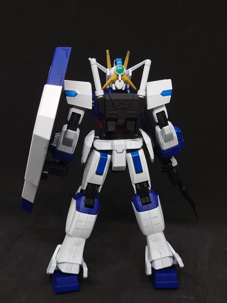 背面ランドセルはEVOブラックのみ。スラスターはEVOブラックの上に水性の焼き鉄で焼け感を再現。水性のホワイトを塗る際、薄め過ぎたのかじゃっかん色どまりが…(gundam-kao5)