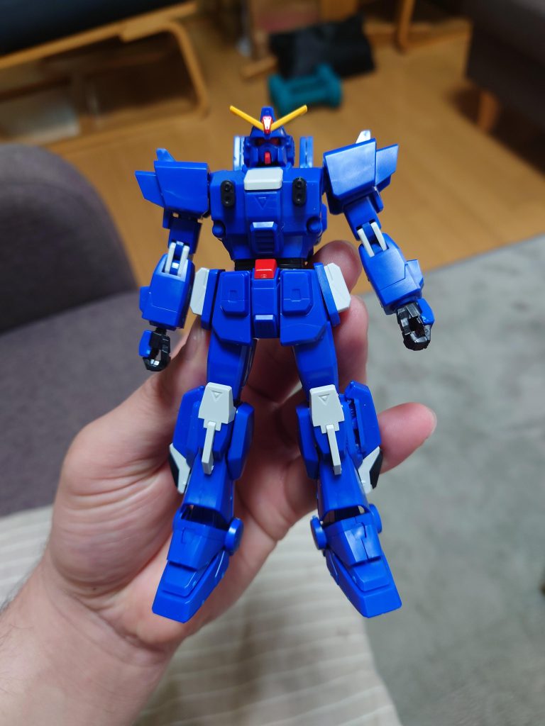 hgナンバリング 77　2007年のキットって事で、もはや旧キットの類ですな。合わせ目が結構目立つ…色もシールで補うけど、造形は悪く無い。TV見ながら素組みで2時間ちょいくらいでした✨