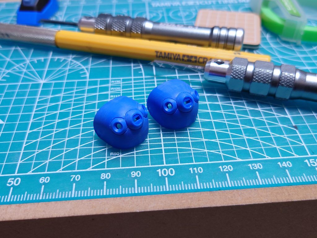 スパイク基部の彫り直し