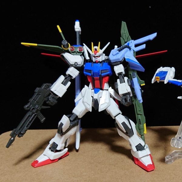 Gフレーム パーフェクトストライクガンダム　カプセルアクションストライクルージュ Gフレーム パーフェクトストライクガンダム カプセルアクション