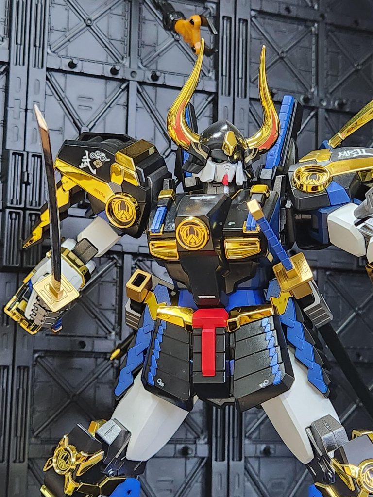 にしてもなぜこのキットは漢字表記じゃないのだろう？昔のキットは「武者頑駄無摩亜屈」だったのに。