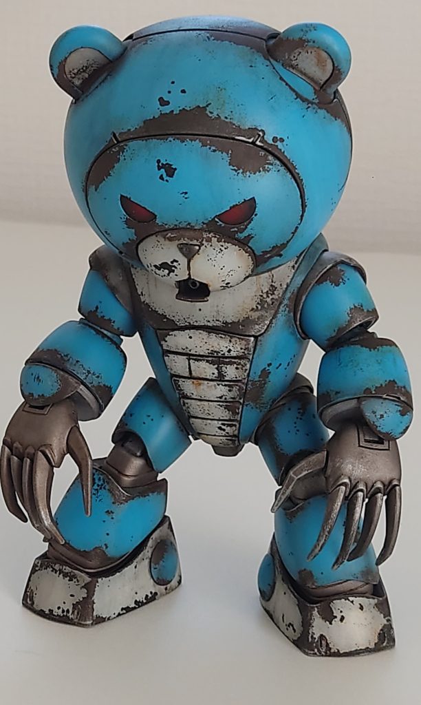 塩ケープはがしのサビサビ塗装が実験的やってみたくて手持ちのキットで…と探したところ何となく選ばれたベアッガイオハナ😍ザクとかではなく何故かベアッガイオハナ😥