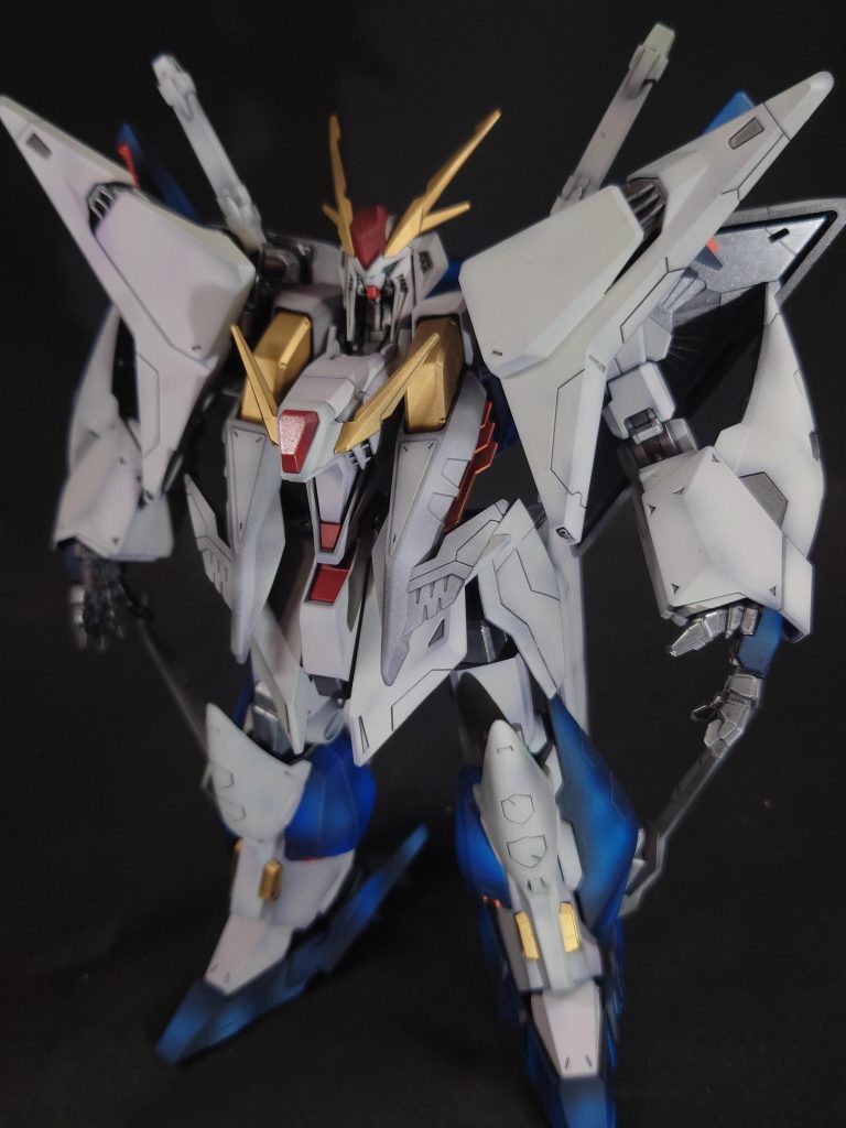 GWクスィガンダム–3枚目/制作者：やっすおう