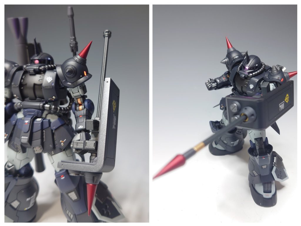 【ショットスパイクシールド】[設定]　通常のスパイクシールドにスパイク射出機構を備えた兵装。至近距離で直撃させる事が出来れば相手のシールドごと貫通する威力を持つ[解説]　通常のザクのシールドを延長し射出機構部分はジャンクパーツを使用して製作しました。いわゆるパイルバンカーですね！😁