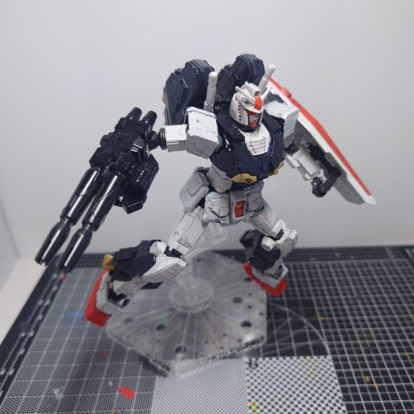 横浜ガンダム(全塗装)