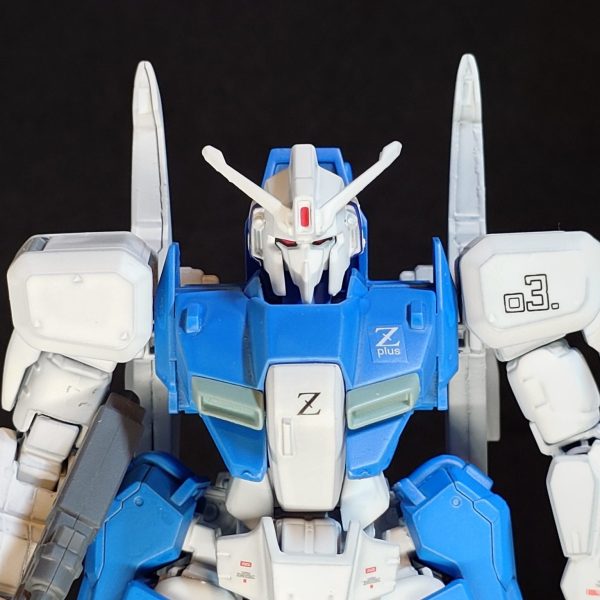 マフティ所属カミーユ・ビダン専用ゼータプラス