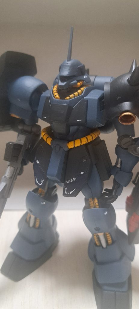 ギラ・ドーガ（レズン・シュナイダー機）