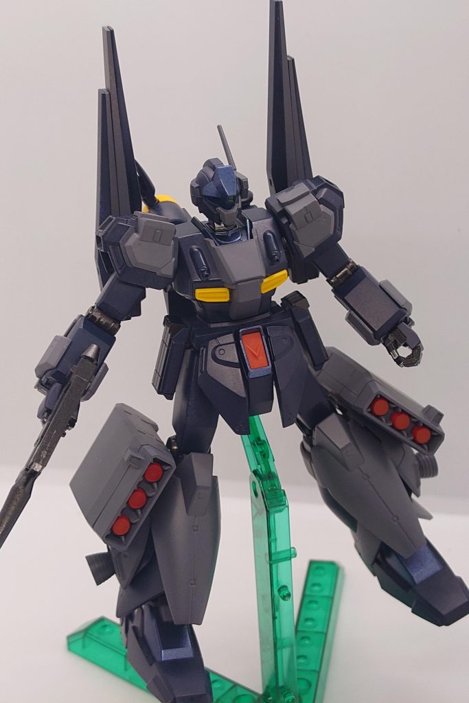 スタークジェガンと言えばこの大型ミサイル!クッ〜かっこいいじゃんヾ(。>﹏<。)ノ゙✧*。