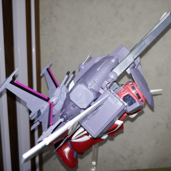 簡単素組み キャバリアーアイフリッド