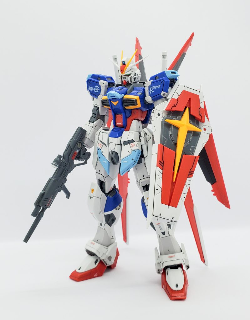 RGフォースシルエットは翼の畳み方がかっこいいです。