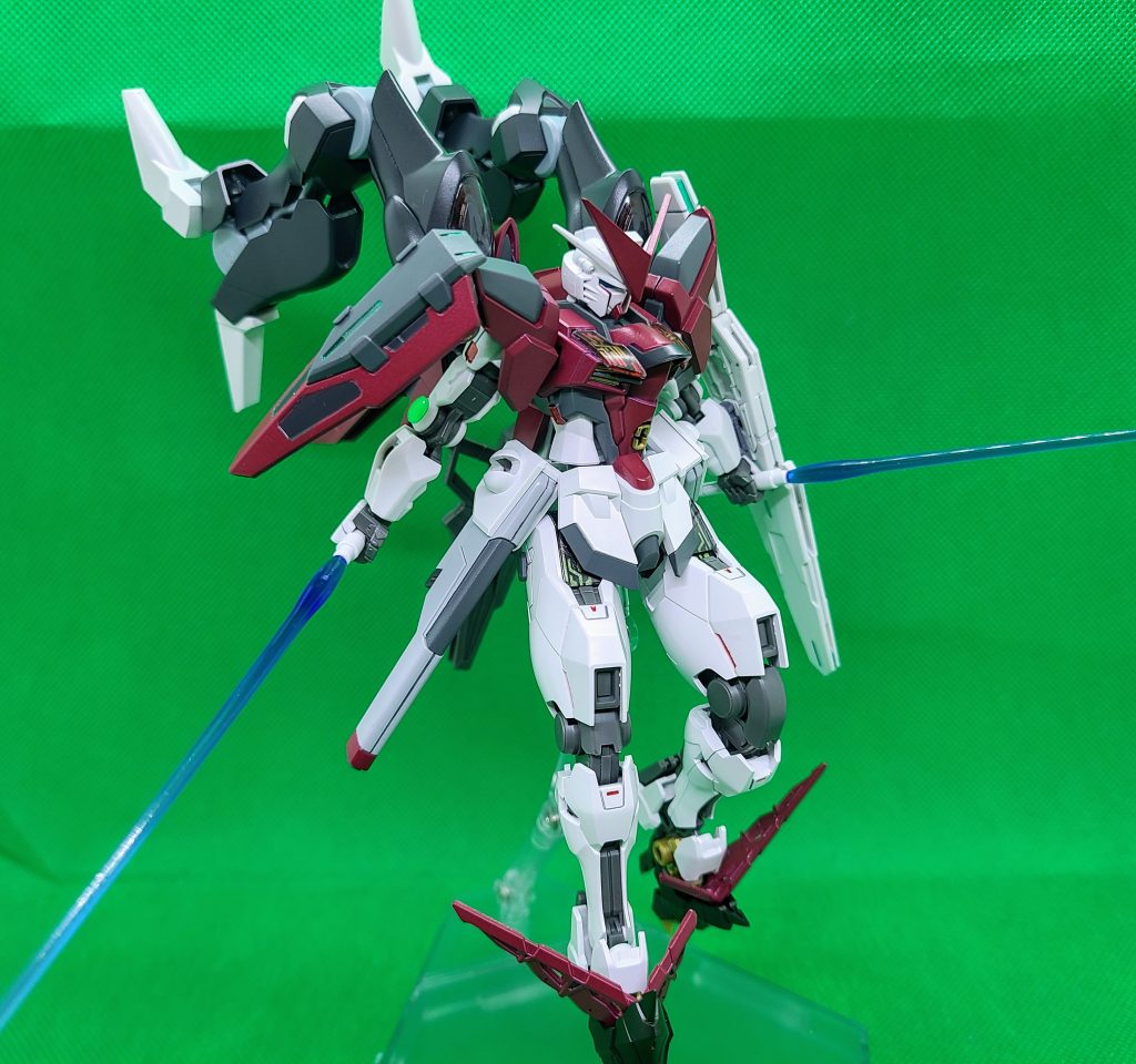 本機は「ロード フリーダム〔アーク〕」の制限機で一部の装備をオミットしています。ゲームとかで一方的になるとつまらないからセルフ縛りみたいな！「ロード」は君主とかの方で「イミテーション」が制限や制約になります。