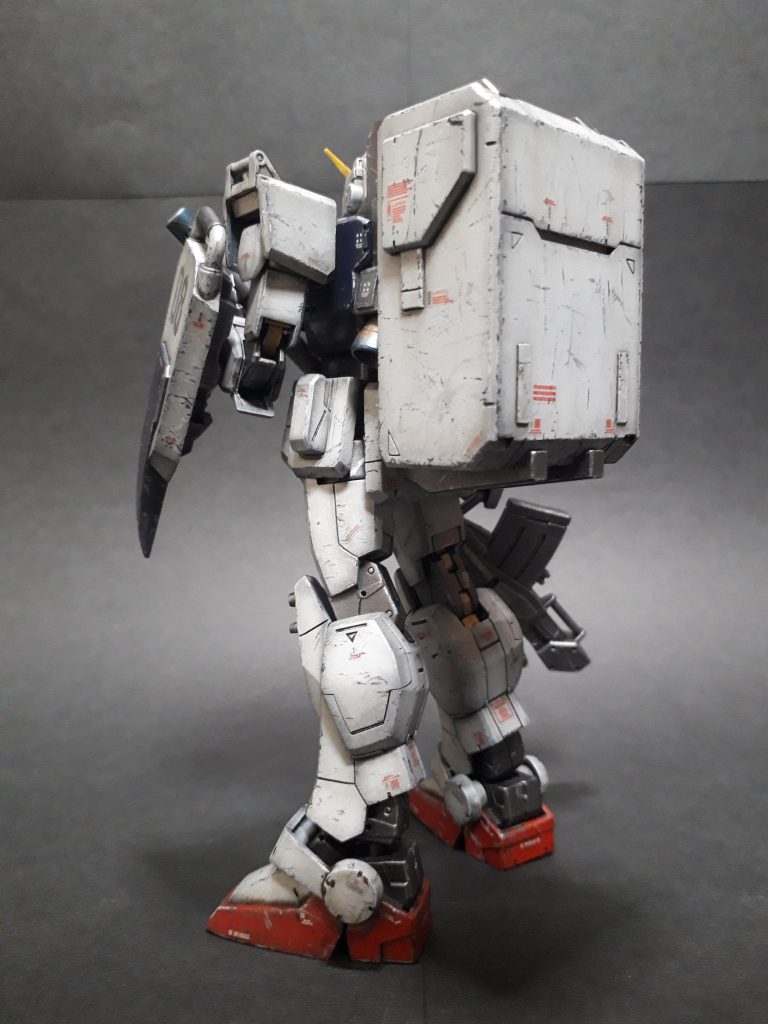 一応グラデーション塗装してみましたが、、、むずいですねー。全然イメージ通りにいかない。・コンプレッサーの圧力が強かった・0.5mm口径だった・塗らなかったシャドー部分が少なかったなどの理由が思い当たる。経験値。