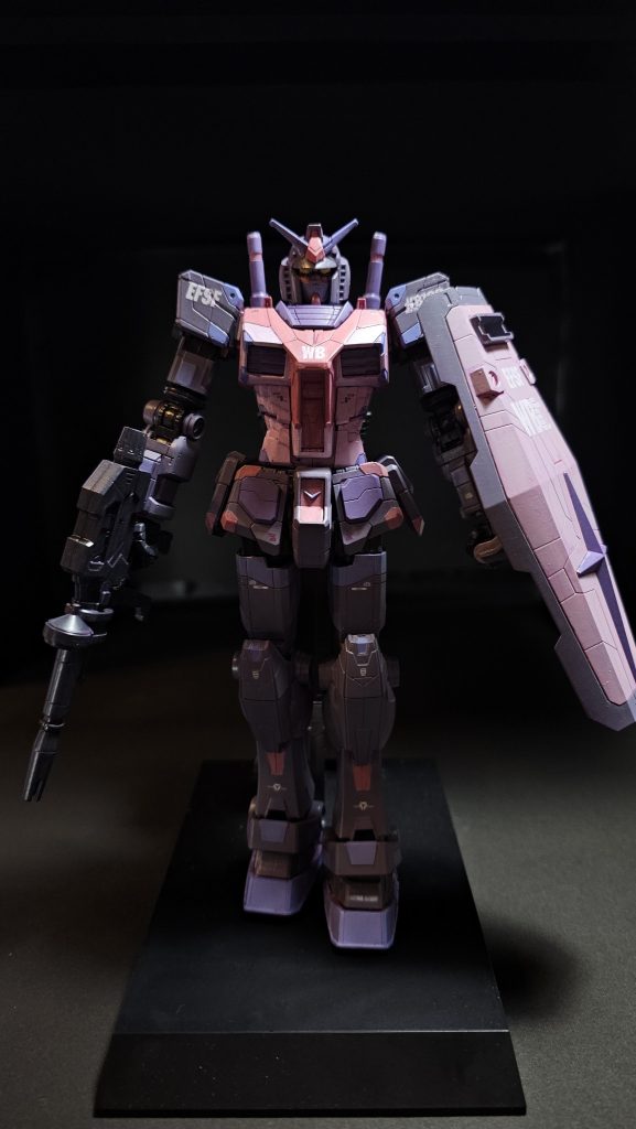 うちの奥さん専用ガンダム　(1/100 RX-78F00 ガンダム　GUNDAM FACTORY YOKOHAMA)