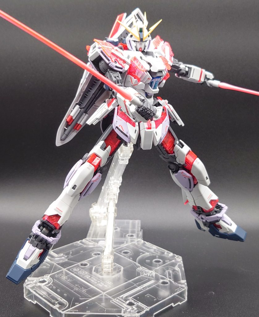 C装備(赤)赤のサイコフレームはメタリックレッドにクリアレッドを混ぜて塗装し、トップにクリアをコートしてます