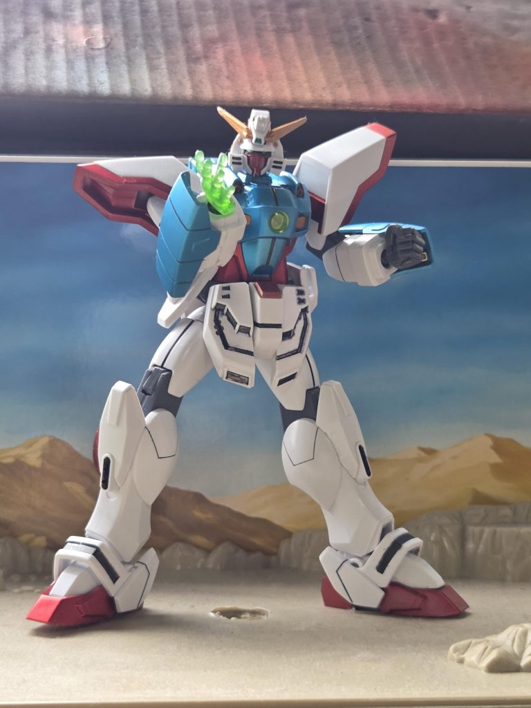 ランナーの赤→ロイヤルメタレッド青→コスモメタブルー黄→メタリックオレンジで塗装白は墨入れ後Mr.カラースプレーのホワイトパールを使ったのですが写真ではほとんど変わらない上墨入れが滲んでしまいました。反省です。