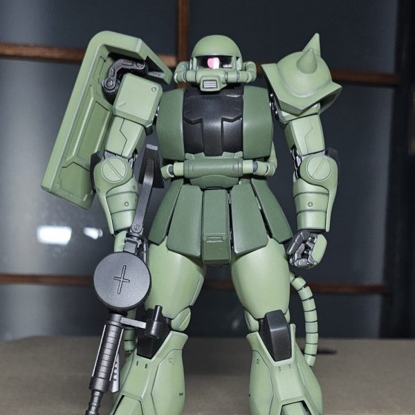 理想のザクはずんぐりむっくり