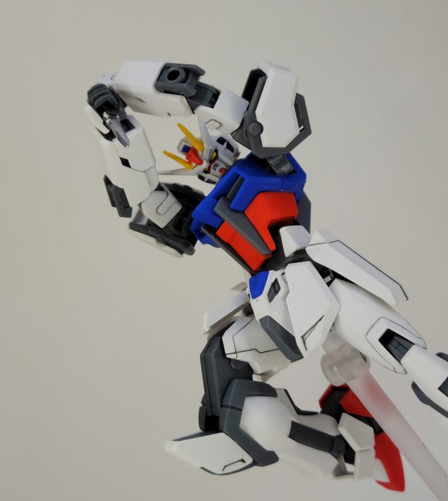作品名：ストライクの関節パーツ移植<p>HGCEストライクにデュエルorバスターの関節を移植する方法について質問がありましたので、自分が行ったやり方を書いておきます。 胴体部:ポリキャップを入れるためのスペースがあるので、そこにサイズを調整した関節パーツを接着 […]</p>