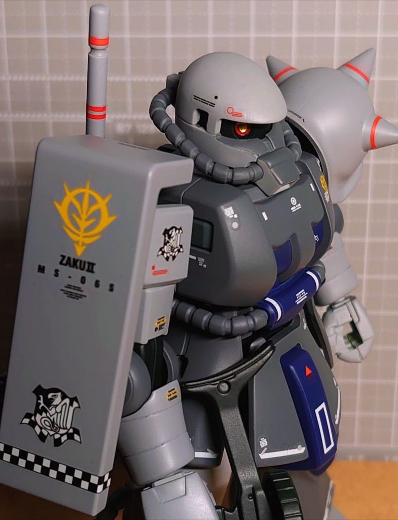 デカールはそのまま使いたかったのですが 1Ａではないので落として貼りましたw