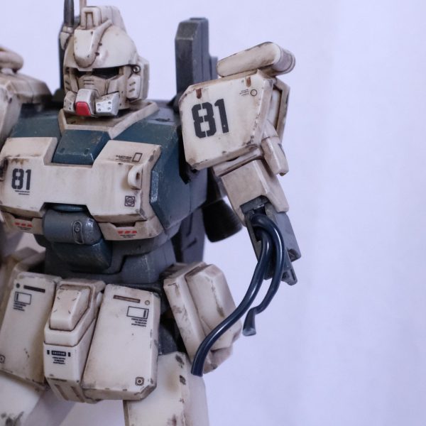 ez8のあごを誤って紛失したので、模型をもう一箱購入してレプリカモジュールを作りました。これは模型のウェザリングに挑戦した初めての試みです。リアルタッチマーカーよりウェザリング塗料の方が使いやすい気がします。ウェザリング塗料は黒と茶色の2種類を使用しました。（6枚目）