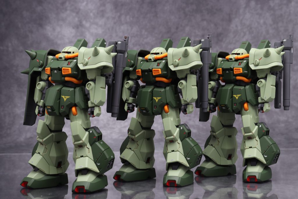 HG 1/144 ハイザック・カスタム×3 (A.O.Z RE-BOOT版)–2枚目/制作者：FUZITAKU