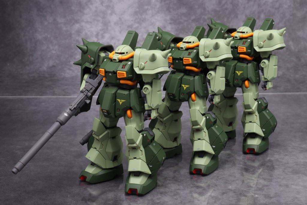 HG 1/144 ハイザック・カスタム×3 (A.O.Z RE-BOOT版)–4枚目/制作者：FUZITAKU