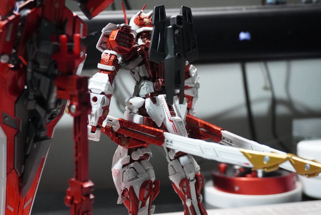 背面です。なんかいろいろ塗分けを頑張った記憶があります。あと、ドライデカールに大苦戦した記憶も。ドライデカールはいまだにうまく貼れません。