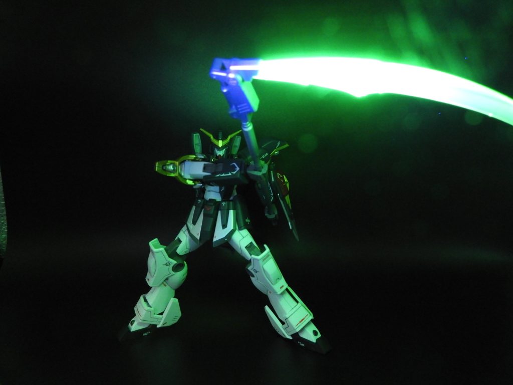 ガンダムデスサイズ–3枚目/制作者：六剣狼