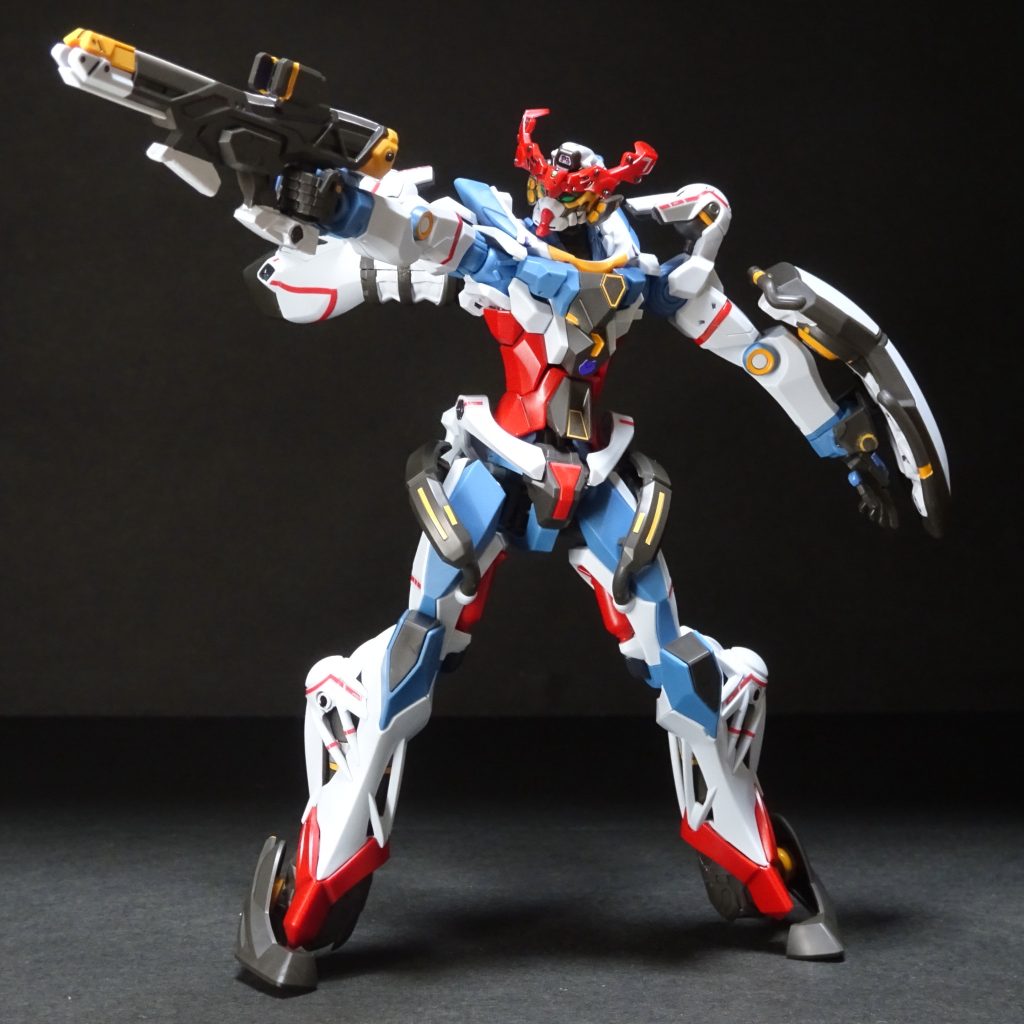 最近、新しい機体がどんどん発表されてますが、パーツが細かすぎて塗るのも作るのも大変なので、GQuuuuuuXシリーズは主人公機だけで終わりそう・・・