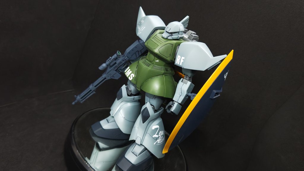 Ver1.0を手に入れたので、デカールを貼って、少改造して使用。初期型RFシリーズということで投入。可動はアレだがスタイルは申し分なし。使用キットの解説はまた追々…過去動画は👇