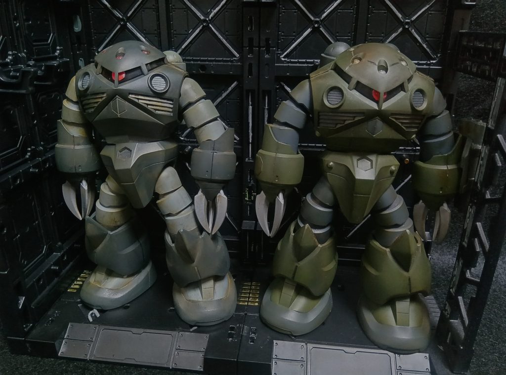 前回作ったズゴックと色合いが似通ってしまいました。若干ズゴックＥっぽいような…。ちなみにどちらもコックピットハッチは塗り分けしていません。弱点教えてるようなものなので…。