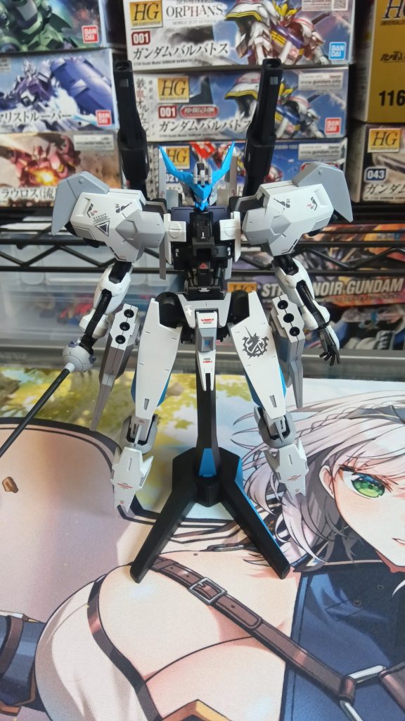 正面ほぼユーゴーです。