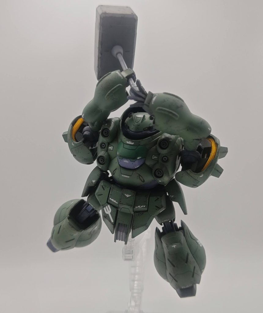 肩内部下にはテストでメッシュパイプいれてます。3.0mmはちょっとHGには太いですね。